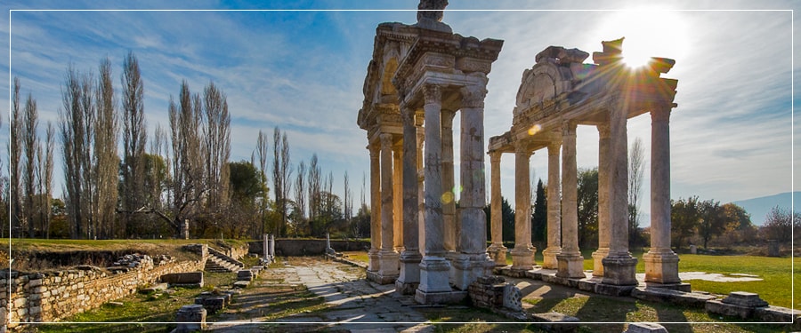 Izmir Tours : Aphrodisias & Pamukkale Tour