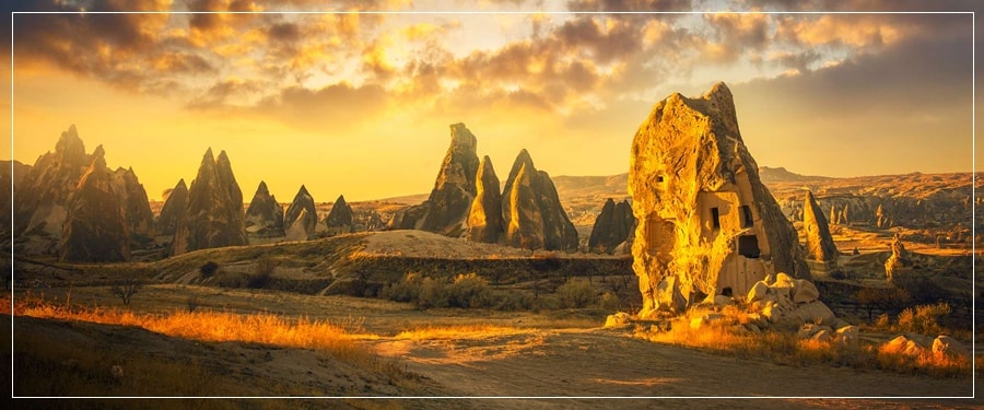 Cappadocia Short Breaks : Cappadocia De Luxe - 4 Day Tour to Goreme Open Air Museum, Pasabagi, Valleys of Devrent - Soganli - Ihlara, Avanos, Uchisar, Villages of Belisirma - Mustafapasa, Selime Monastery, Keslik Monatery, Kaymakli & Derinkuyu Underground Cities