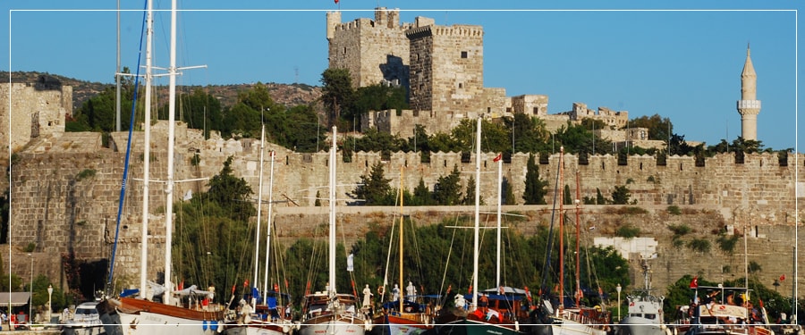 Bodrum Port Tours (Shore Excursions) : Private Tour to St. Peter's Castle, Mausoleum, Amphi Theather, Myndos Gate